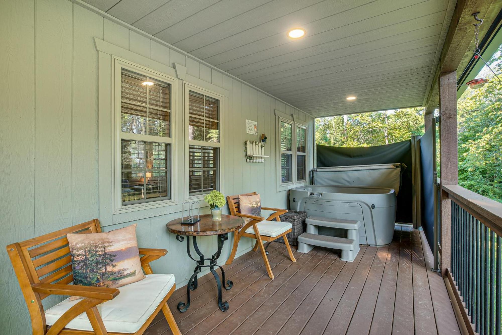 Idyllic Cabin In The Heart Of Hocking Hills Rockbridge Esterno foto